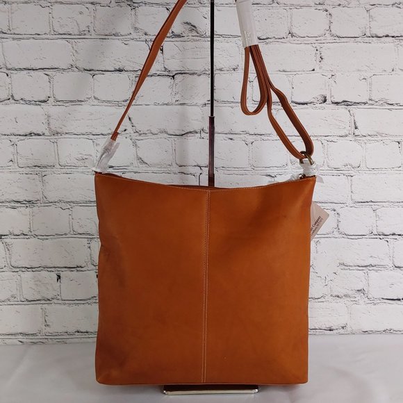 'LE DONNA' 'AVERELY' COLOMBIAN LEATHER TOP ZIP CLOSURE ADJUSTABLE CROSSBODY BAG - Picture 6 of 16